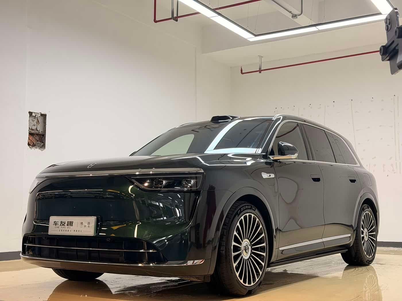 2025 AITO Wenjie AITO M8 front exterior