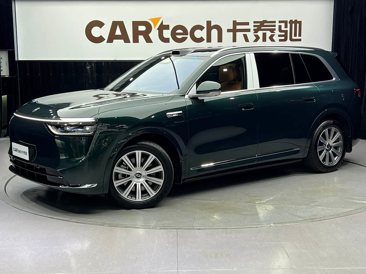 2025 AITO Wenjie AITO M8 front exterior