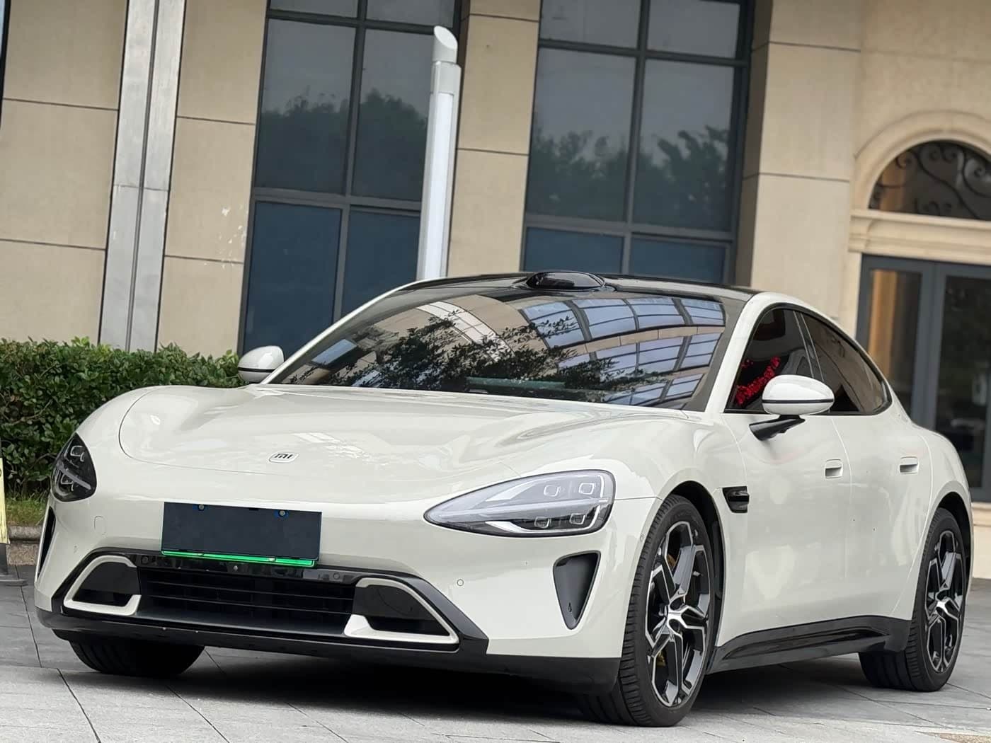 2024 Xiaomi Auto Xiaomi SU7 front exterior