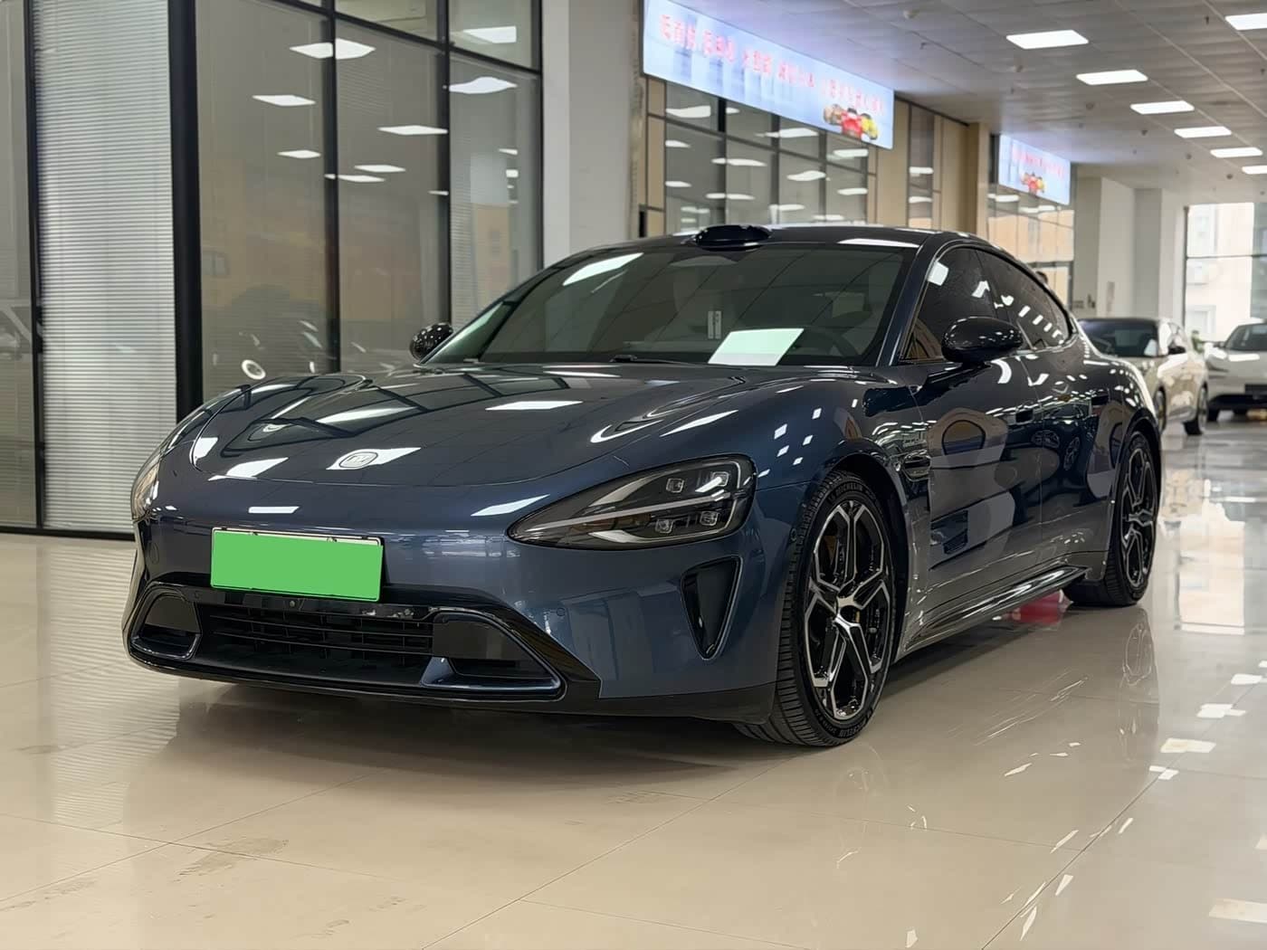 2024 Xiaomi Auto Xiaomi SU7 front exterior