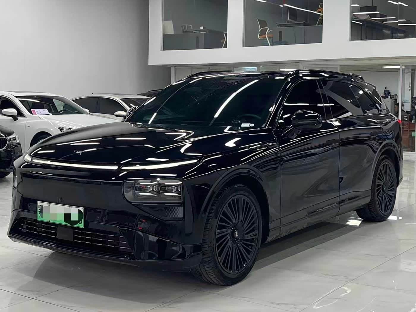 2025 XPeng G9 front exterior