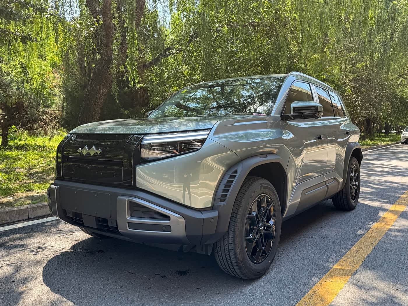 2025 Fang Cheng Bao Titanium 3 front exterior