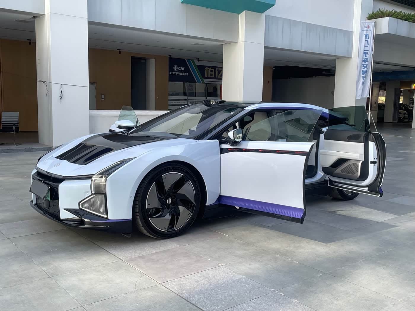 2022 Hiphi Z