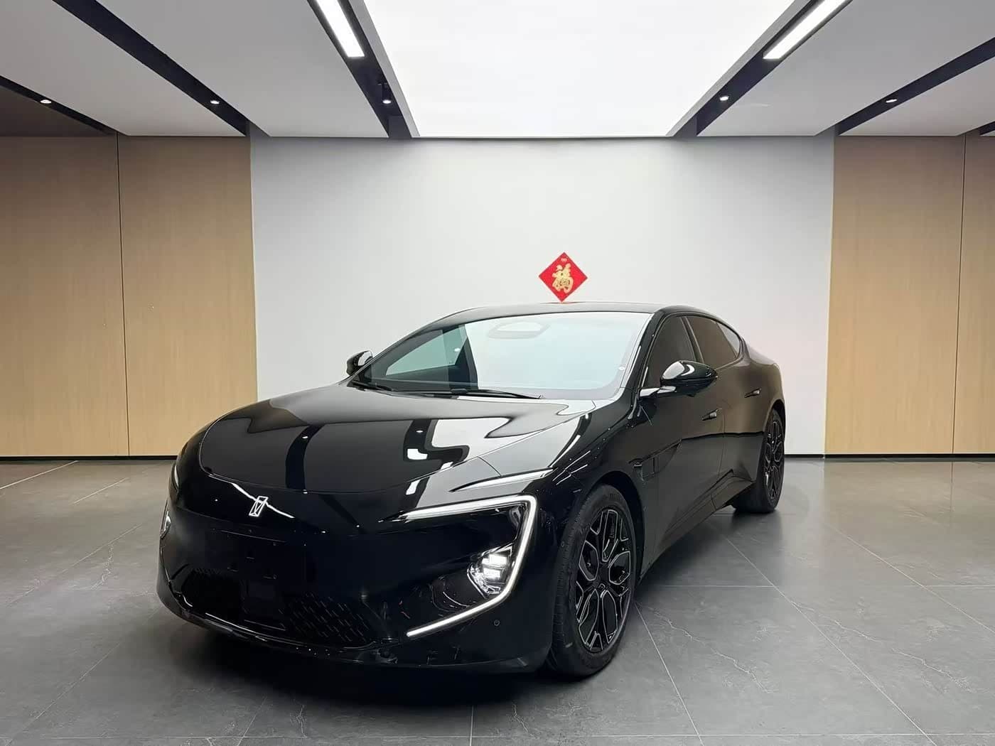 2025 Avatr 12 front exterior