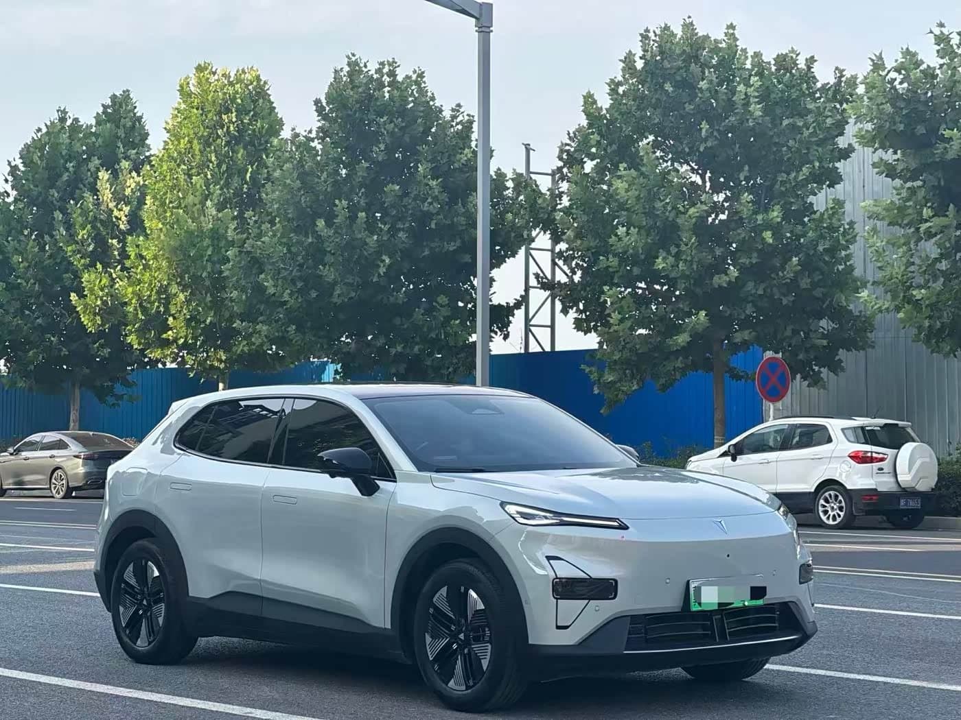 2024 Deepal Shenlan S05 front exterior