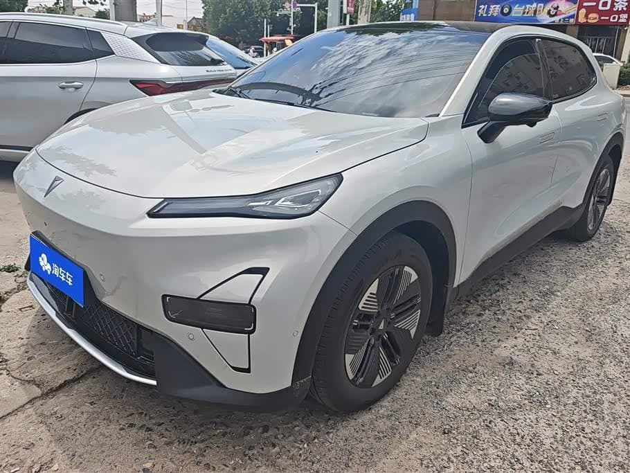 2025 Deepal Shenlan S05 front exterior