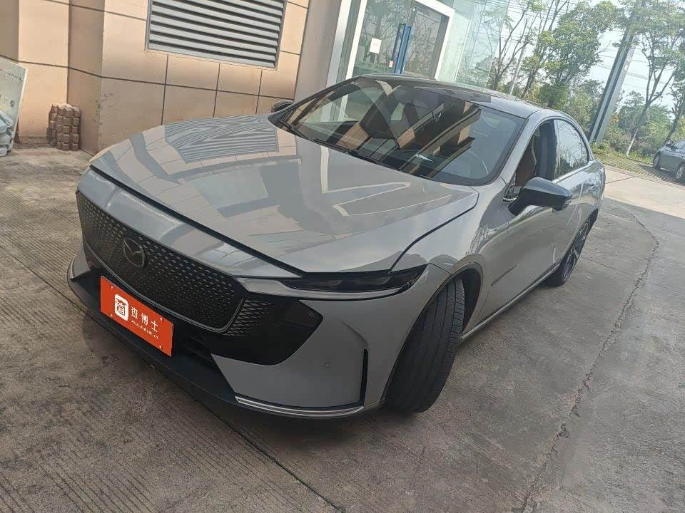 2024 Mazda EZ-6