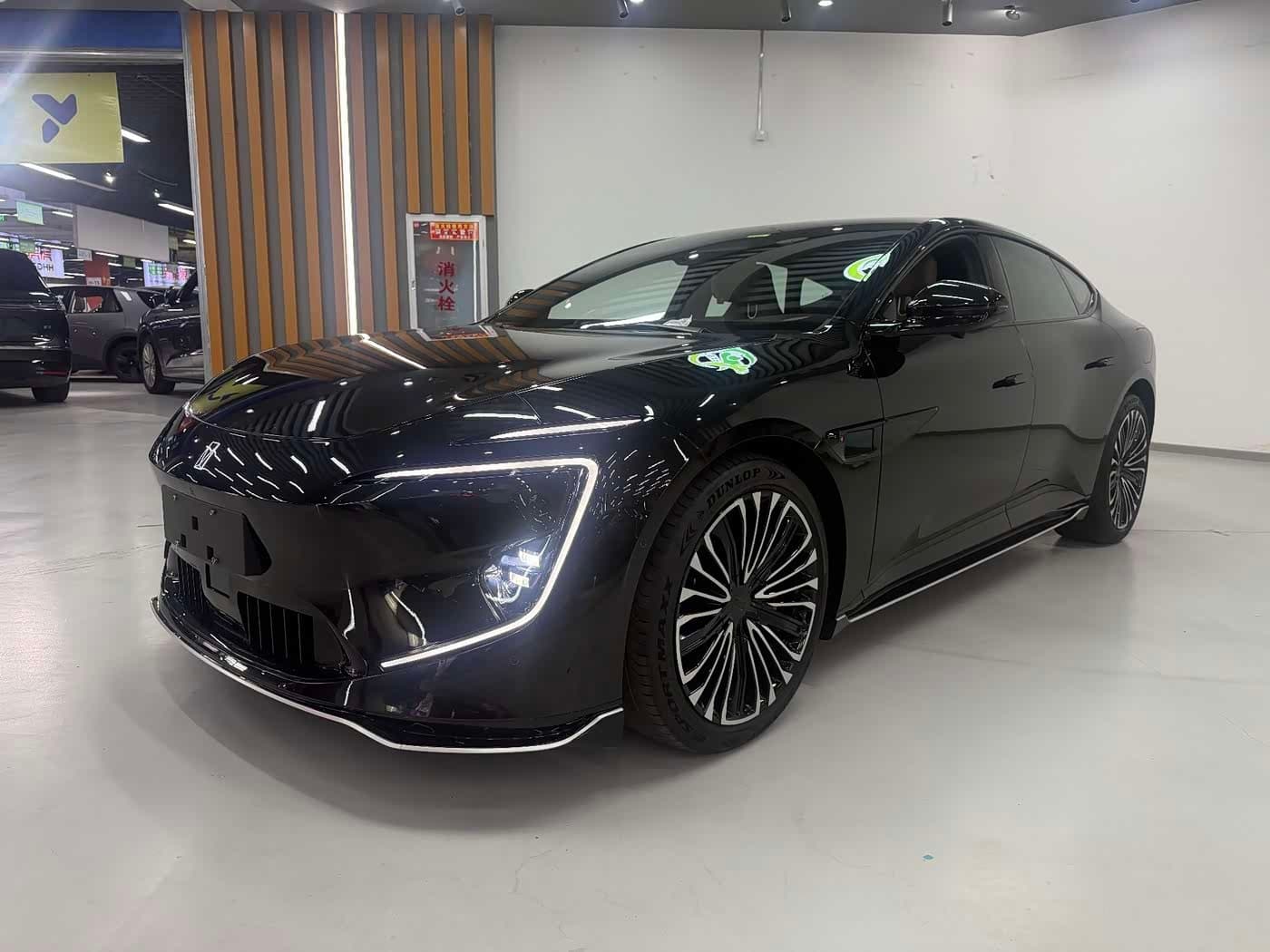 2025 Avatr 12 front exterior