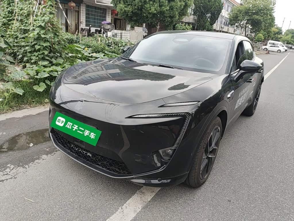 2025 Avatr 11 front exterior