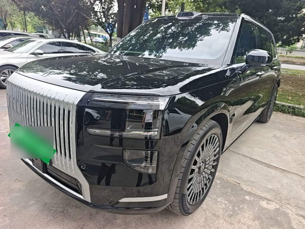 2025 Zeekr 9X front exterior