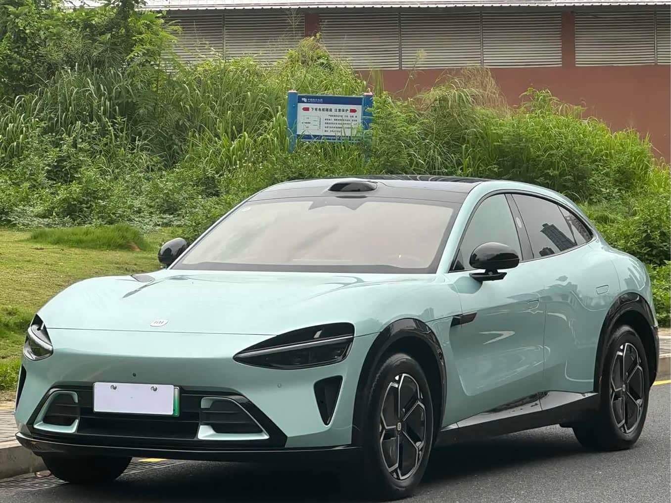 2025 Xiaomi Auto Xiaomi YU7 front exterior