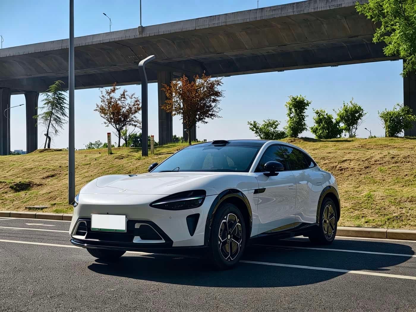 2025 Xiaomi Auto Xiaomi YU7 front exterior