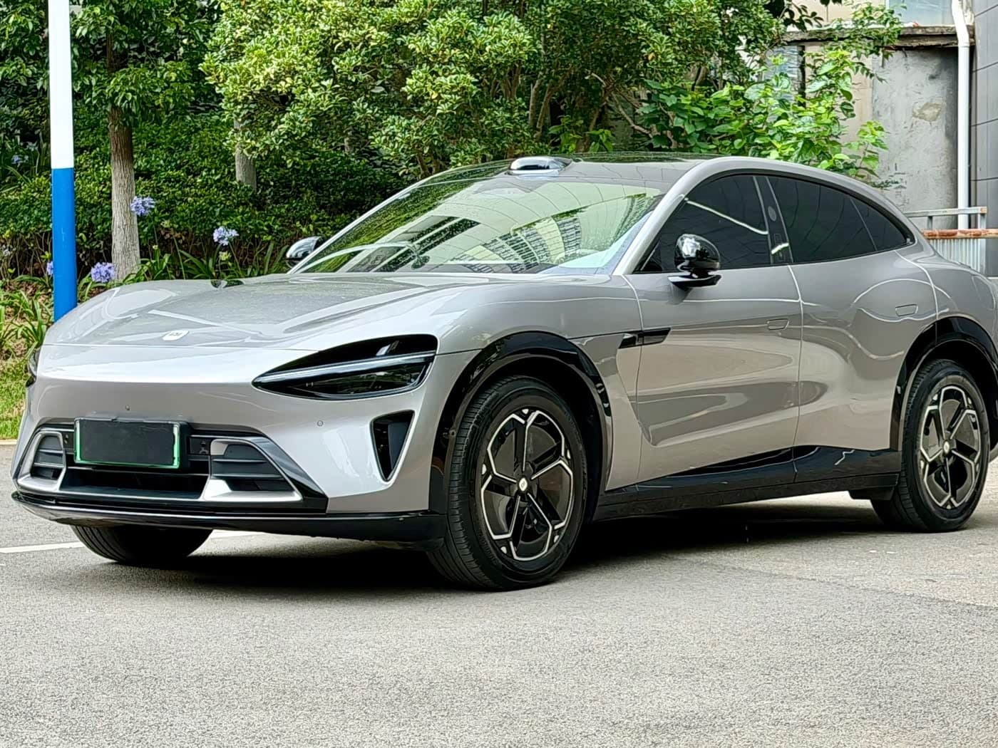 2025 Xiaomi Auto Xiaomi YU7 front exterior