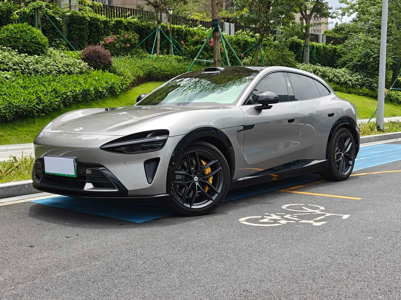 2025 Xiaomi Auto Xiaomi YU7 front exterior