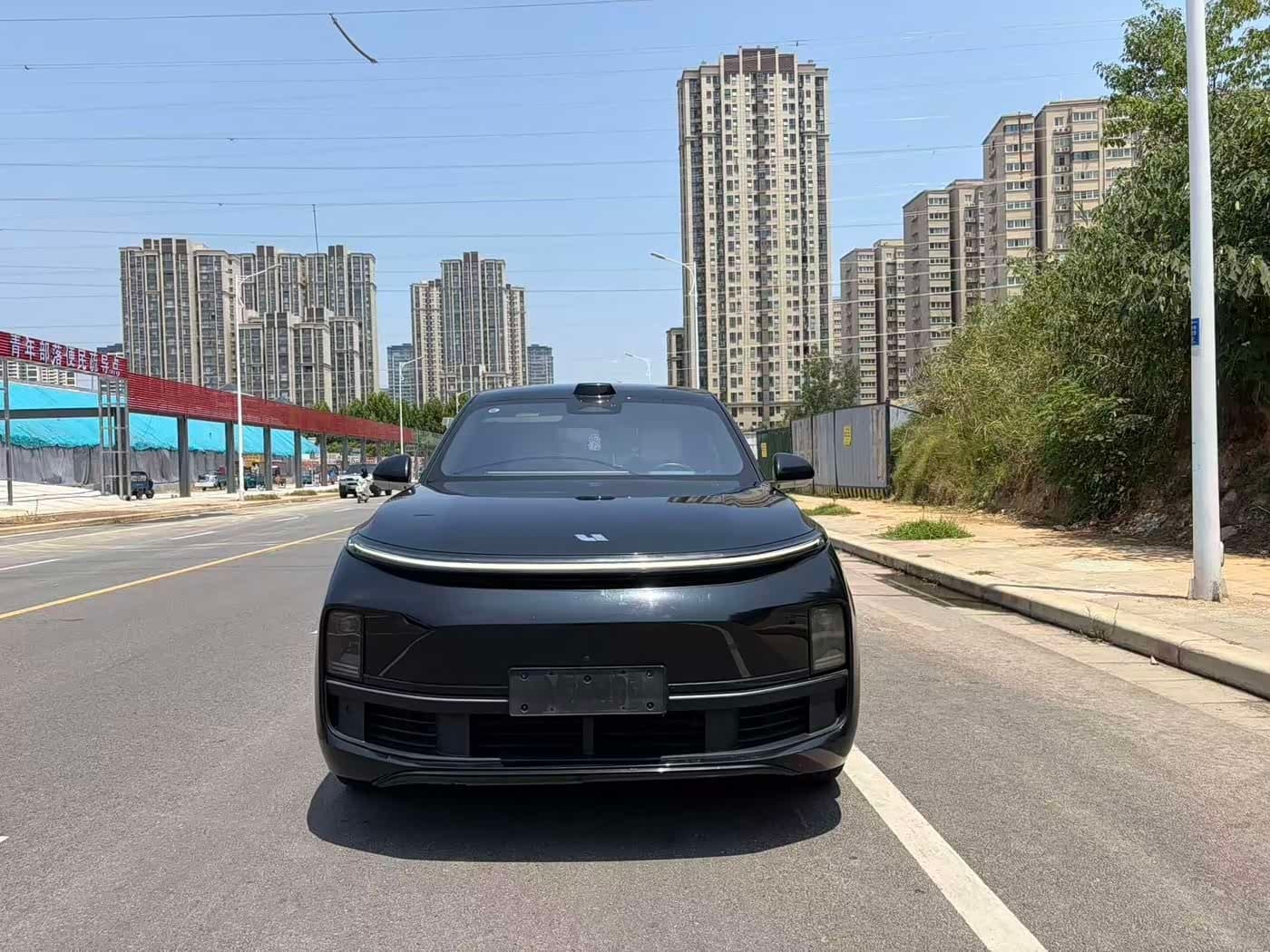 2022 Li Auto Li Xiang L9 front exterior