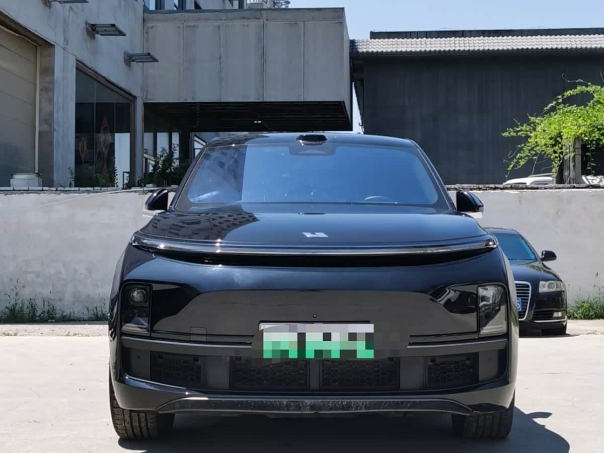 2025 Li Auto Li L8 front exterior