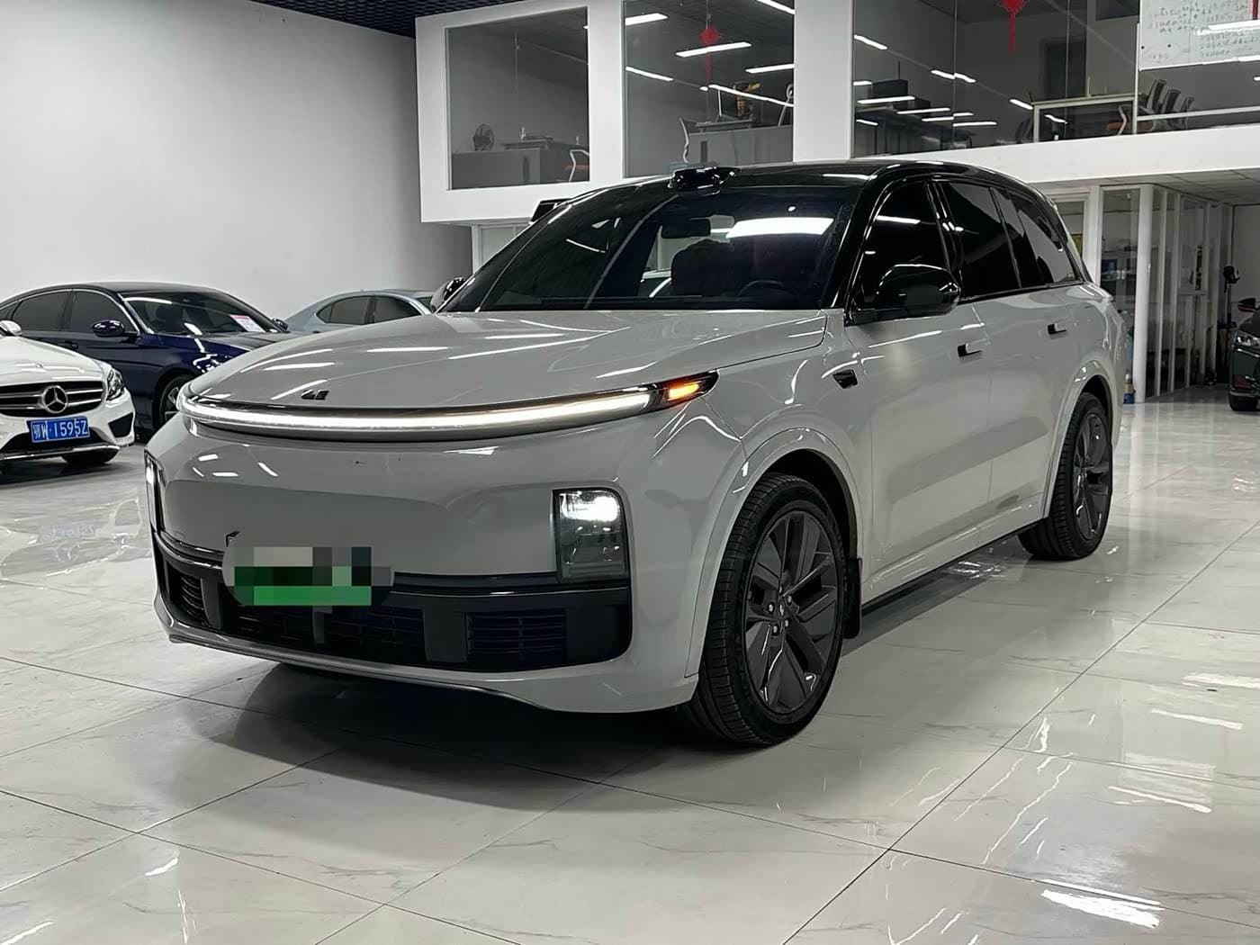 2024 Li Auto Li L8 front exterior