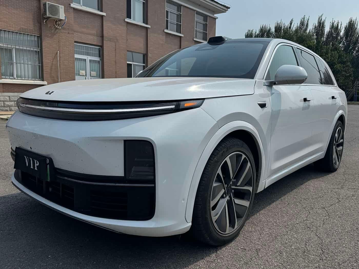 2024 Li Auto L7 front exterior