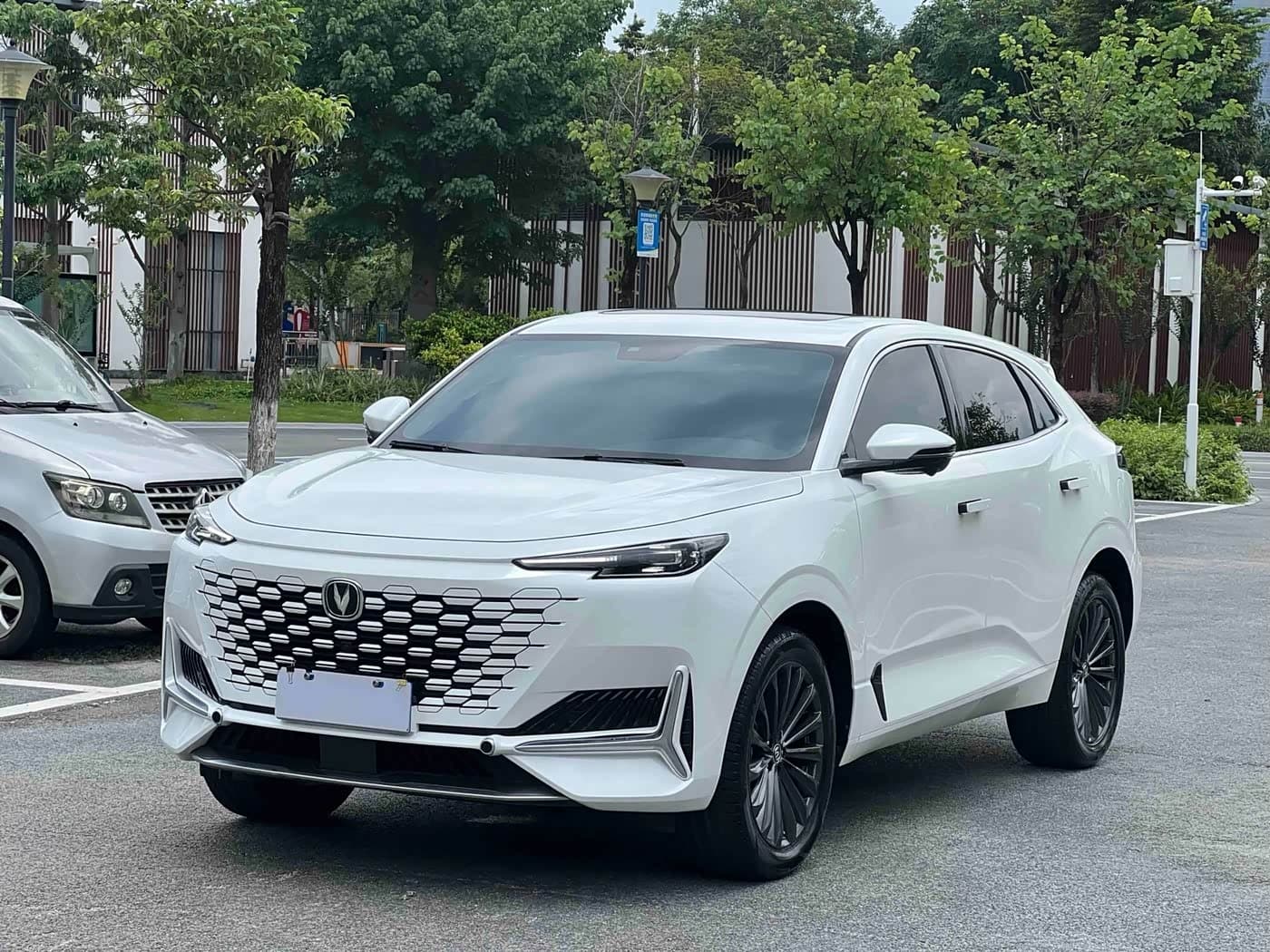2021 Changan UNI-K front exterior