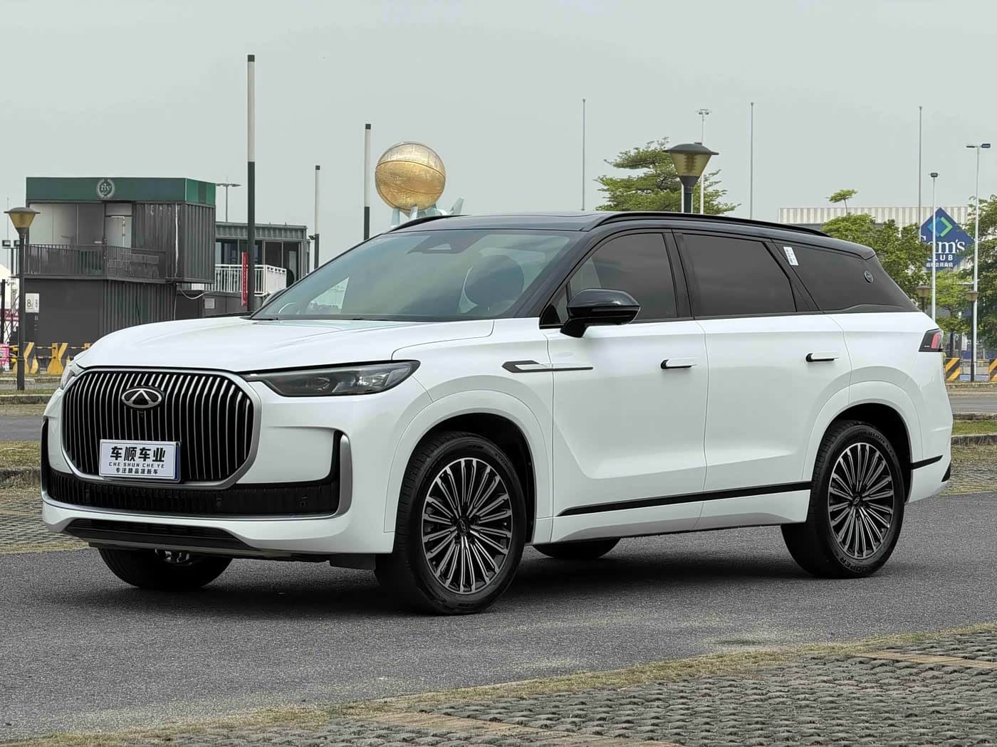 2024 Chery Tiggo 9 front exterior