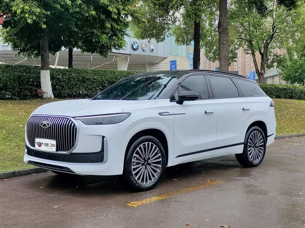 2024 Chery Tiggo 9 front exterior