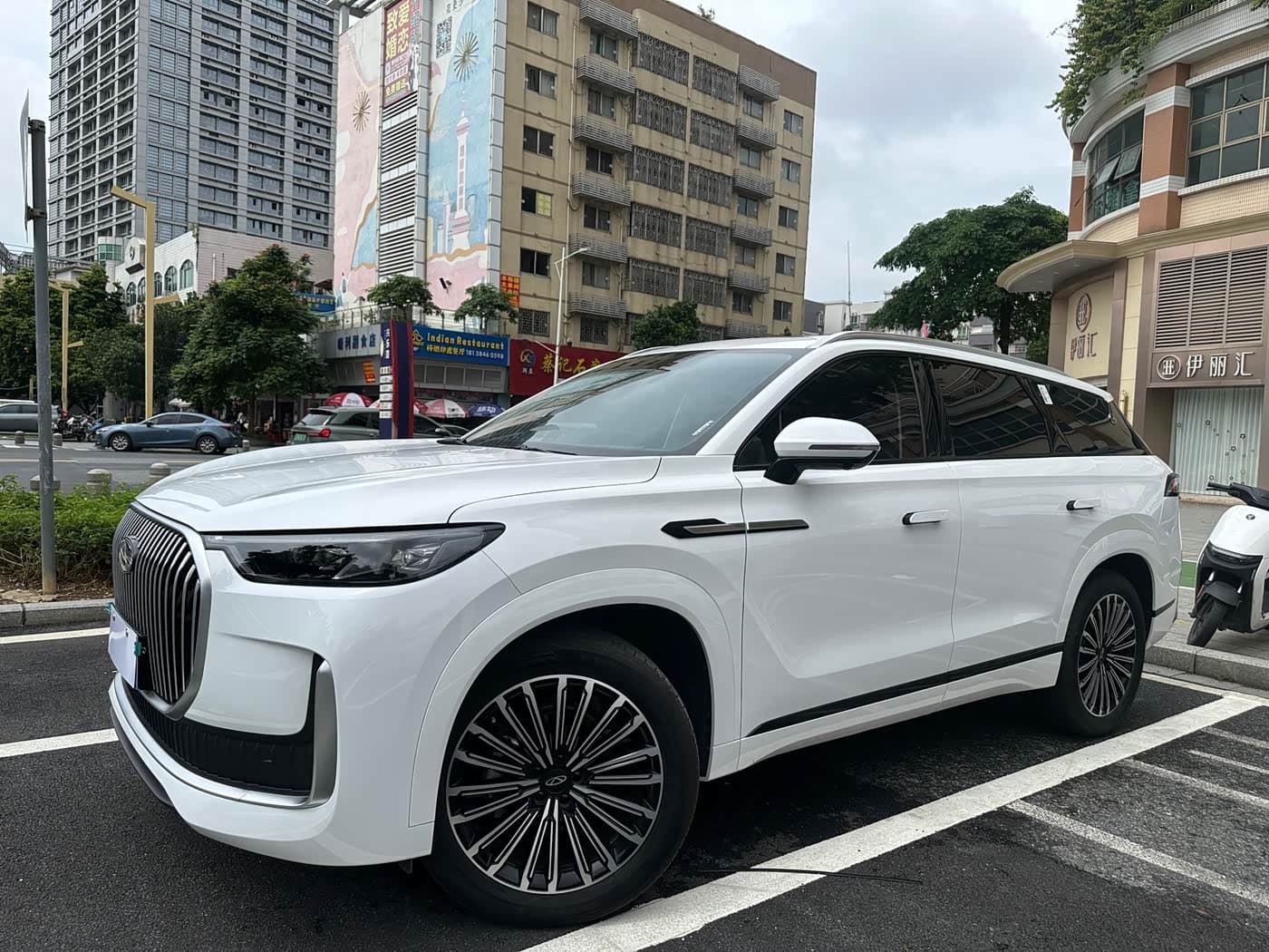 2024 Chery Tiggo 9 front exterior