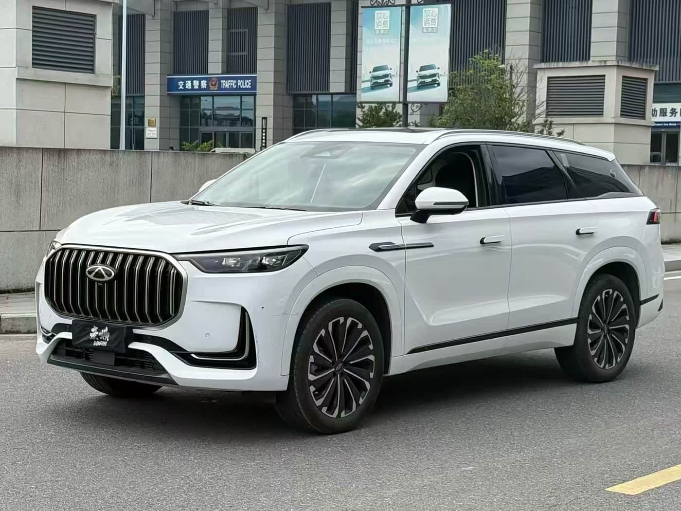 2023 Chery Tiggo 9 front exterior
