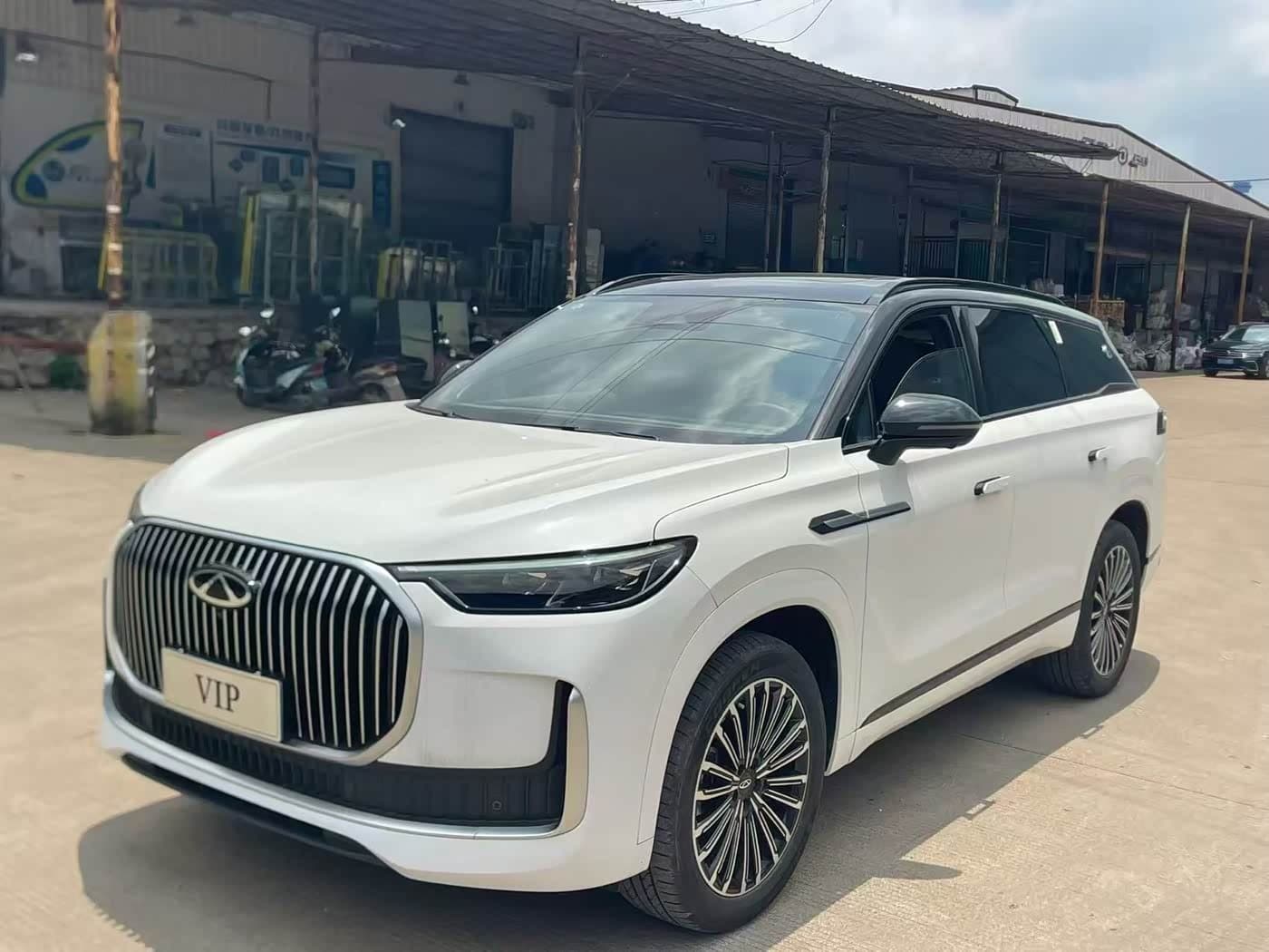 2024 Chery Tiggo 9 front exterior