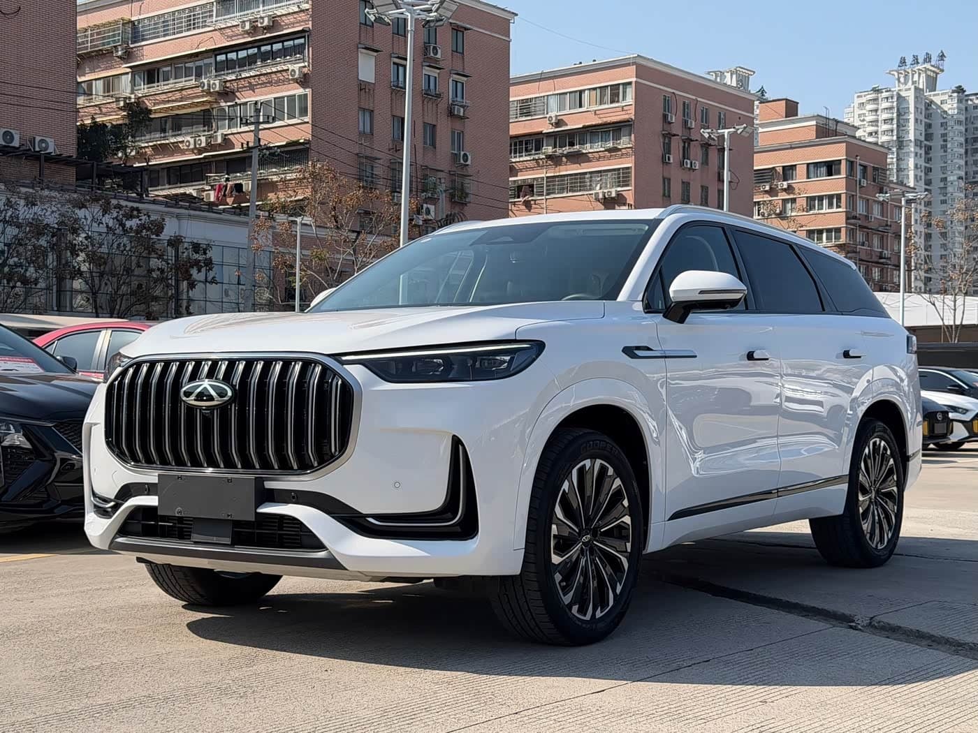 2023 Chery Tiggo 9 front exterior