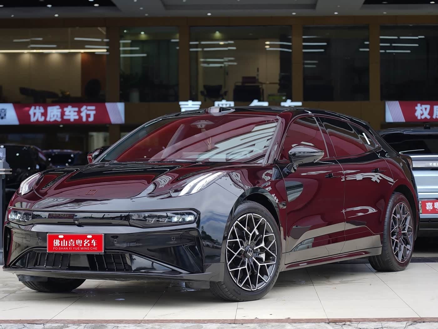 2024 Zeekr 001 front exterior
