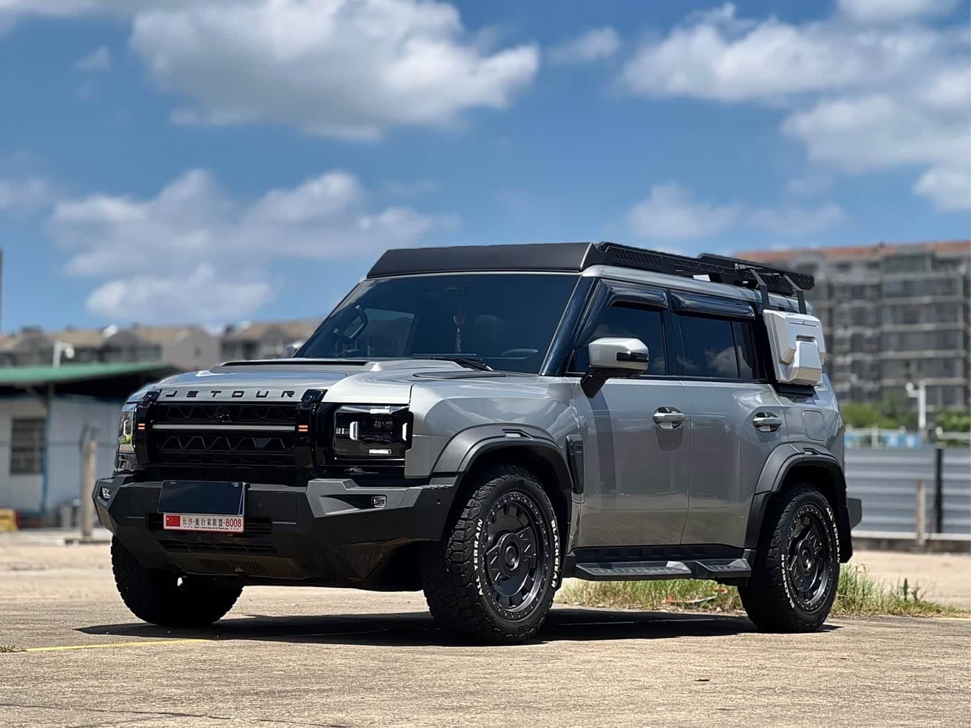 2024 Jetour Traveler front exterior