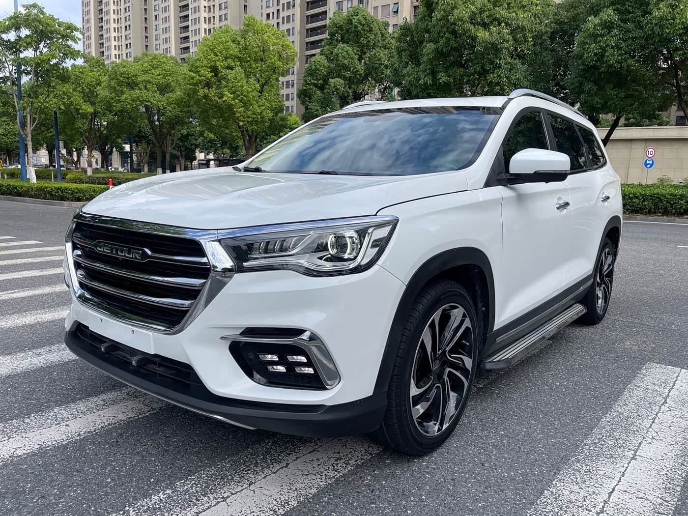 2019 Jetour X90 front exterior