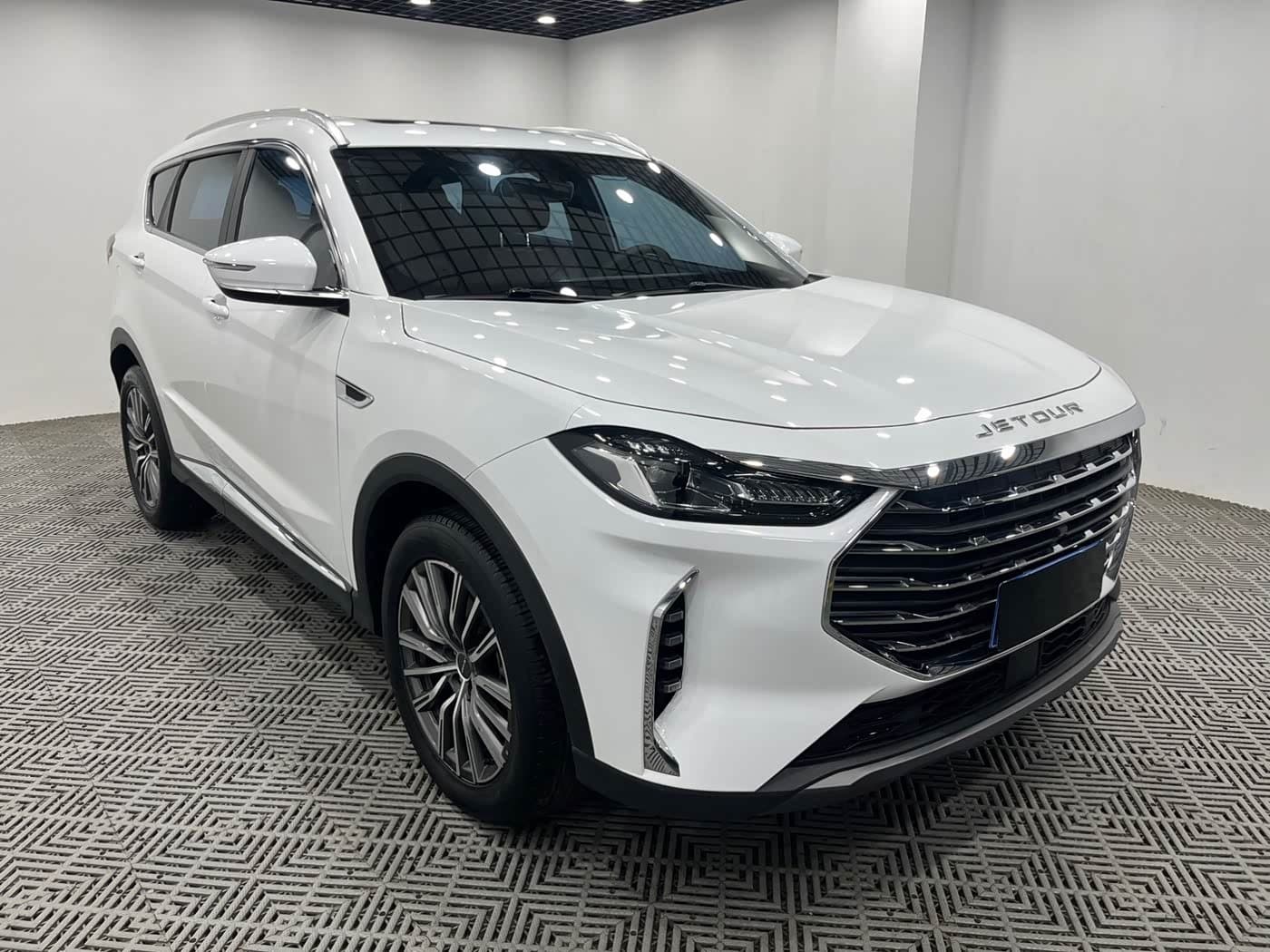 2023 Jetour X70 PLUS front exterior