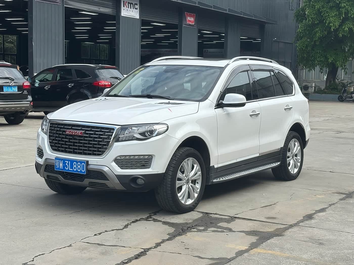 0 Haval H8 front exterior