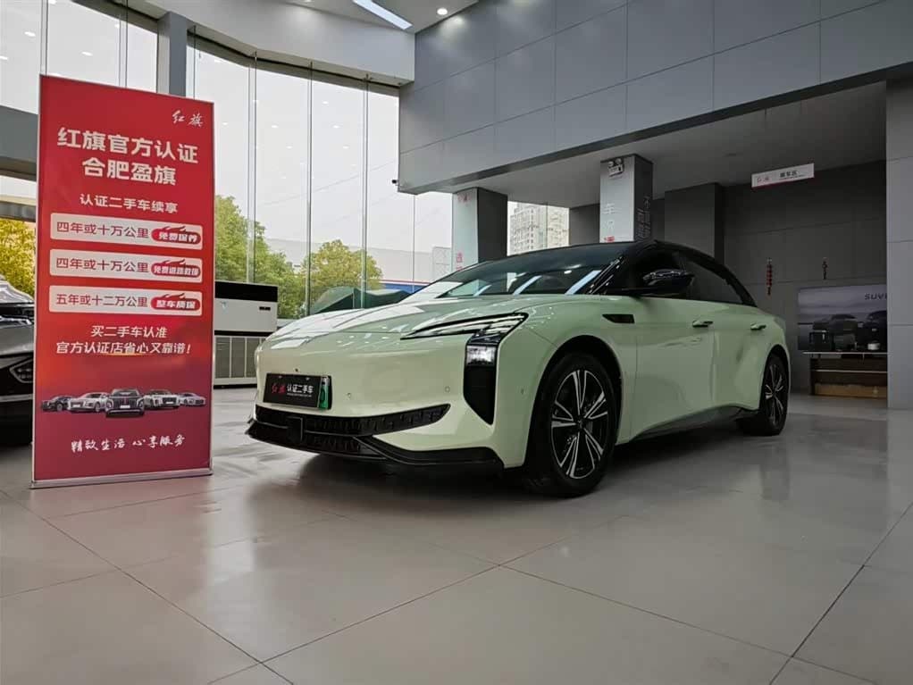 2024 Hongqi EH7