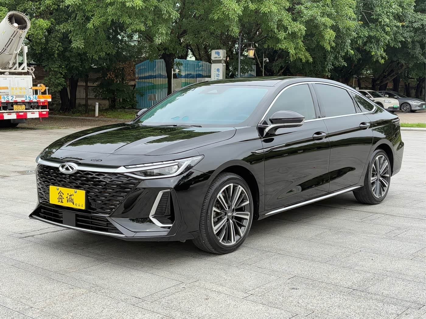2022 Chery Arrizo 8 front exterior