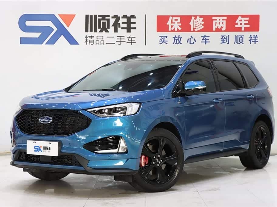 2019 Ford Edge front exterior