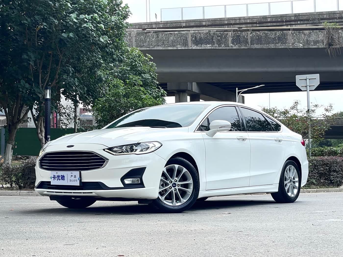 2020 Ford Mondeo