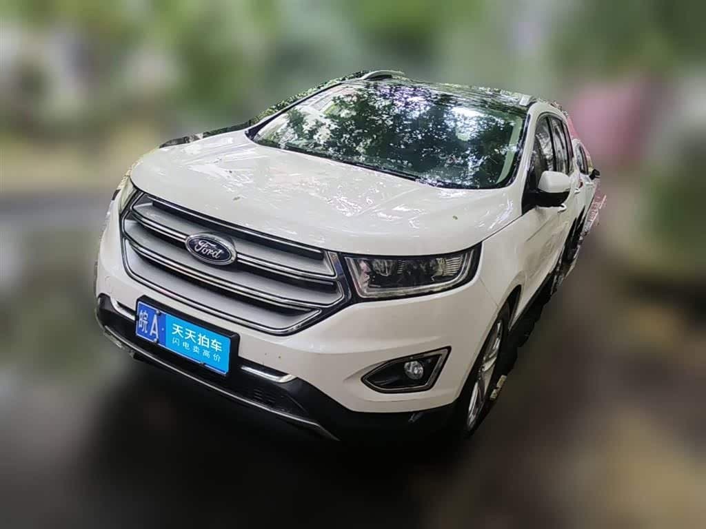2017 Ford Edge front exterior
