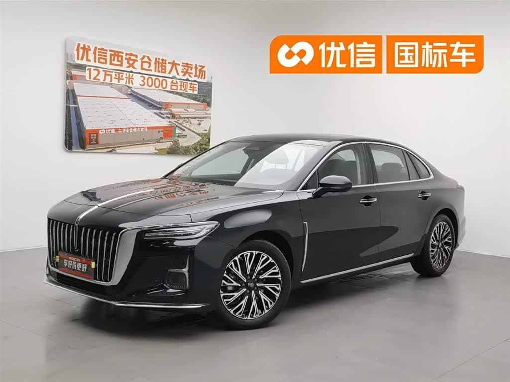 2023 Hongqi H5 front exterior