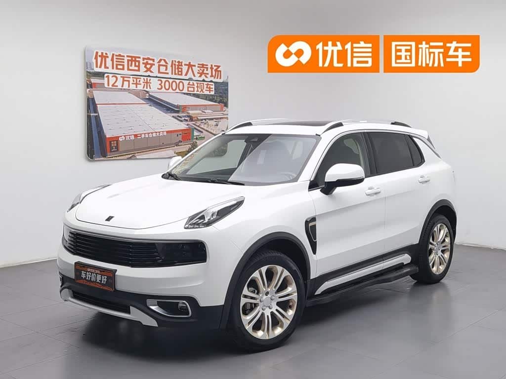0 Lynk & Co 01 front exterior
