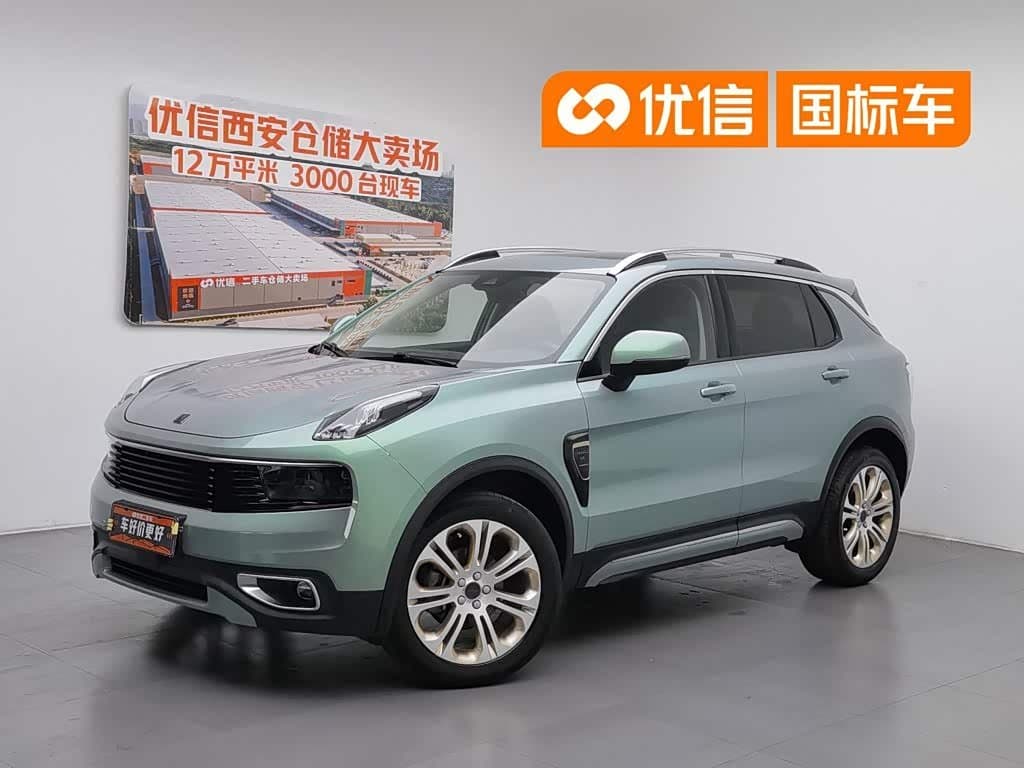 0 Lynk & Co 01 front exterior