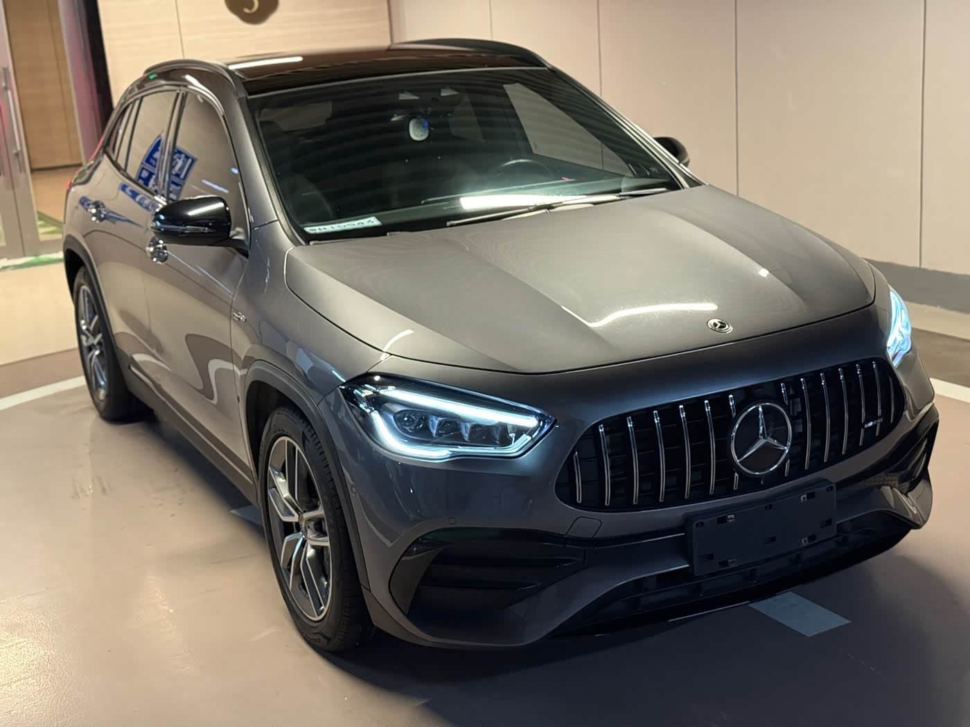2021 Mercedes-Benz GLA AMG front exterior