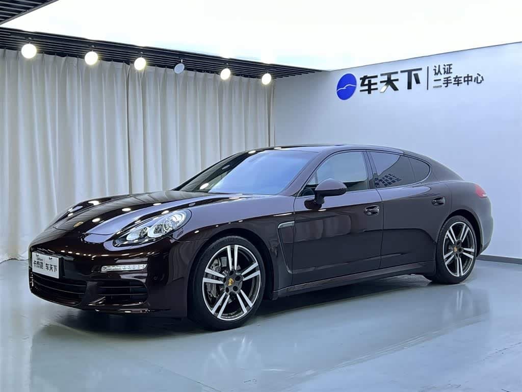 2015 Porsche Panamera
