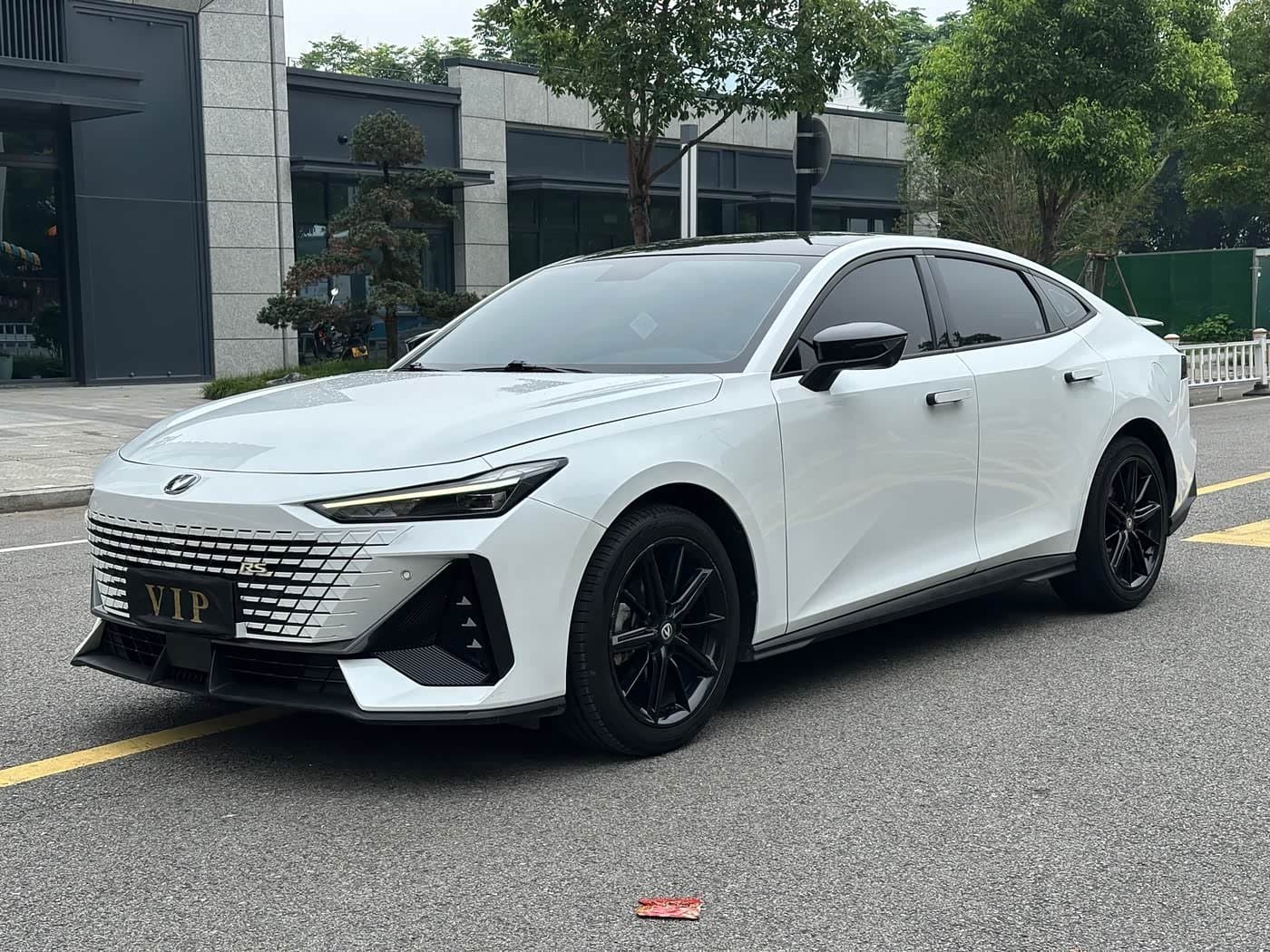 2022 Changan UNI-V front exterior