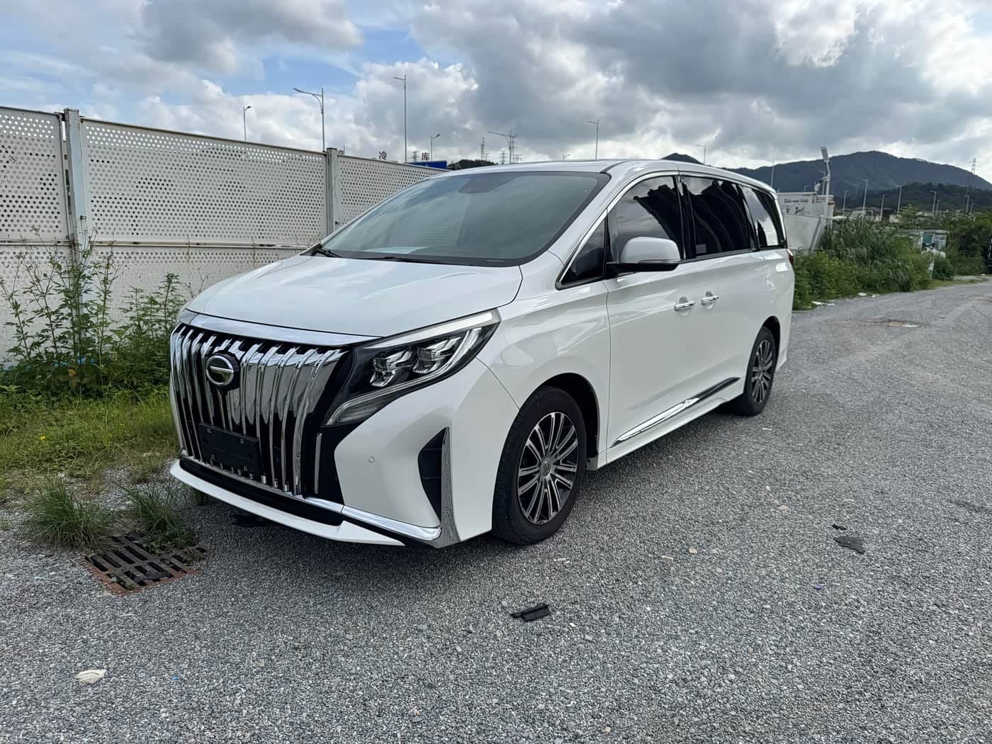 2020 GAC Trumpchi Trumpchi M8 front exterior