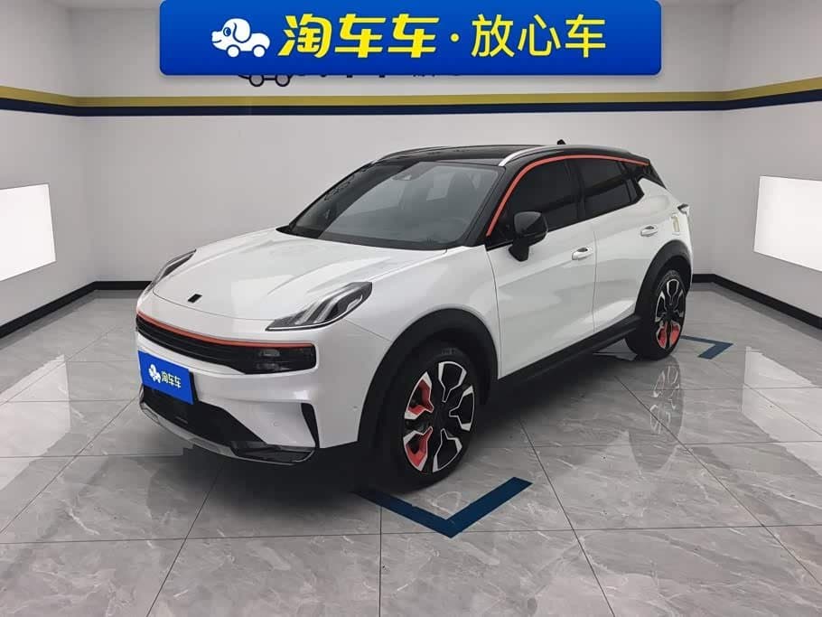 2020 Lynk & Co 06 front exterior