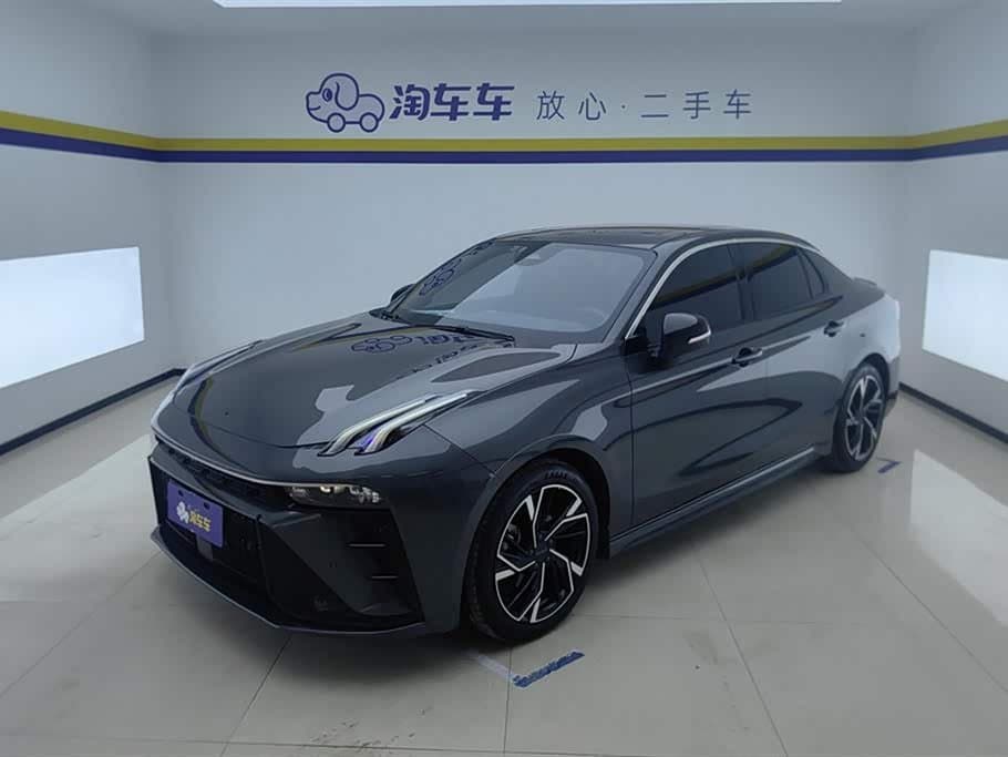2022 Lynk & Co 03 front exterior