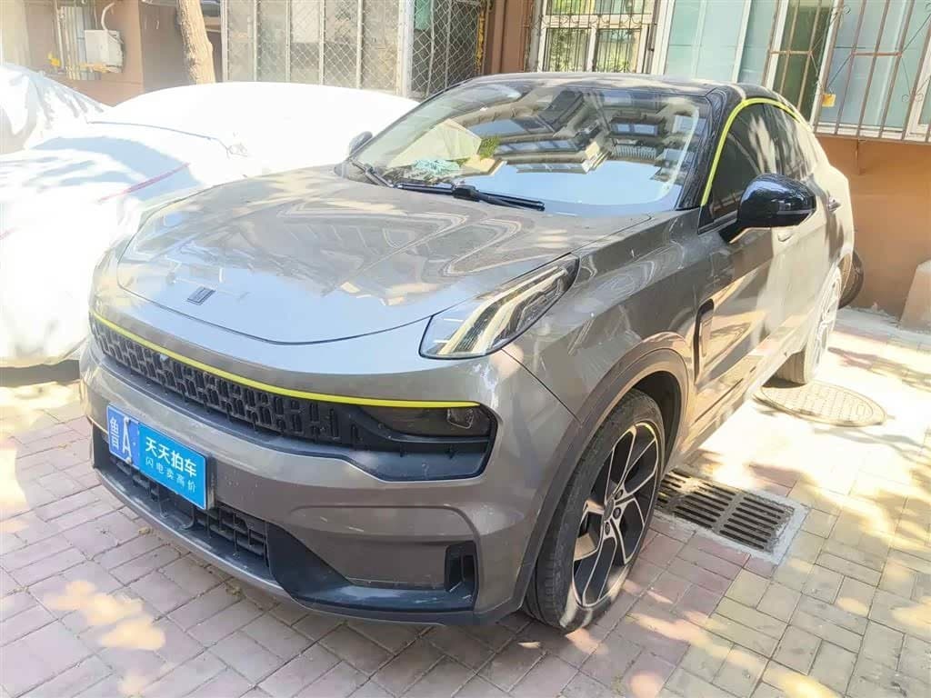 2020 Lynk & Co 05