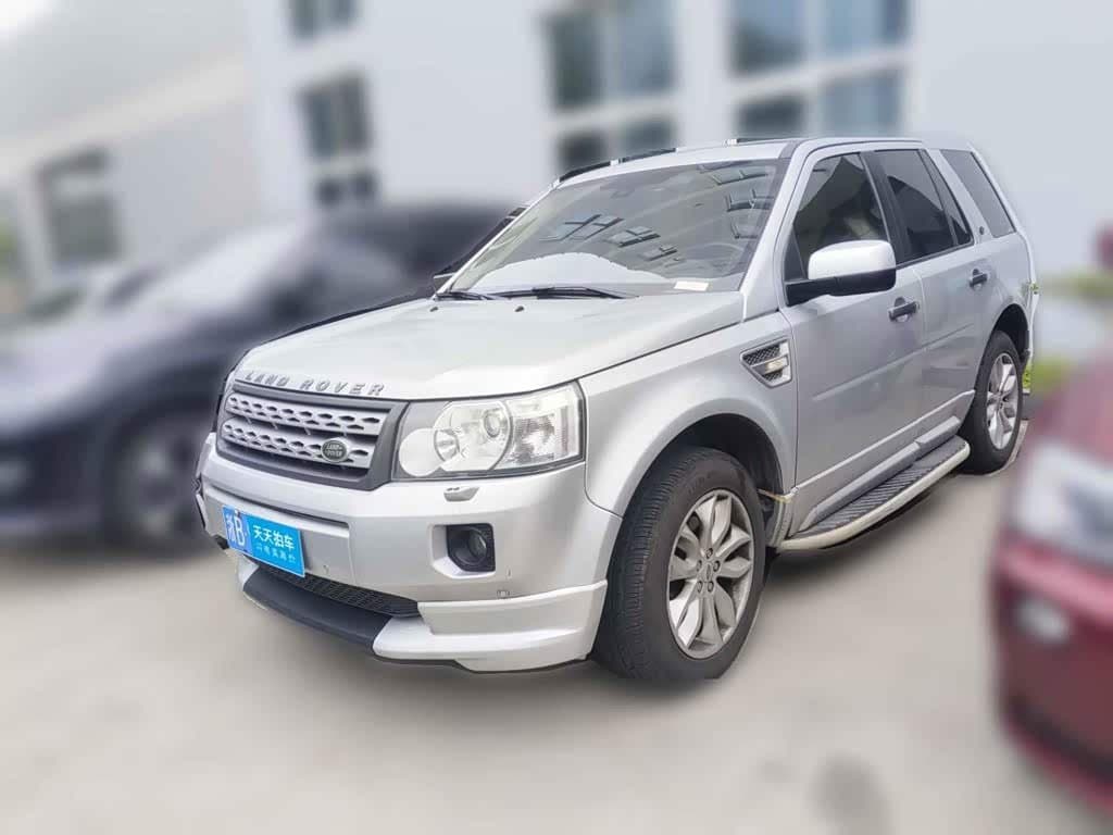 2012 Land Rover Freelander 2 front exterior